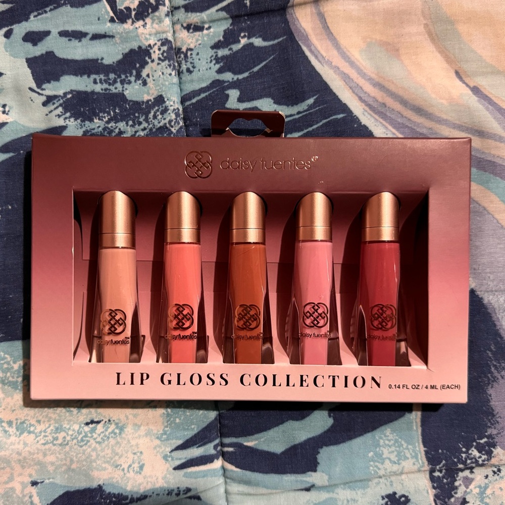 Daisy Fuentes Lip Gloss Set
